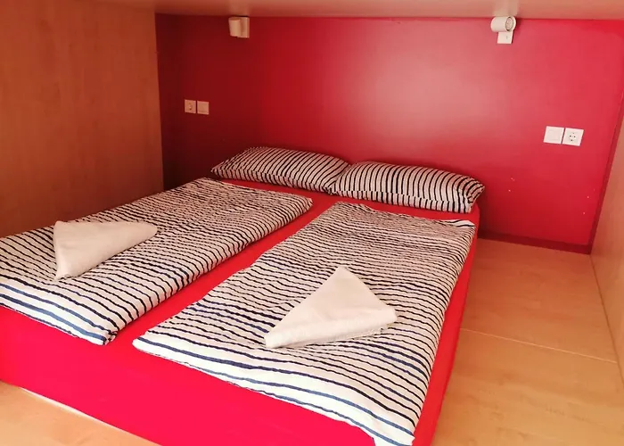 Cube By The River Apartamento *